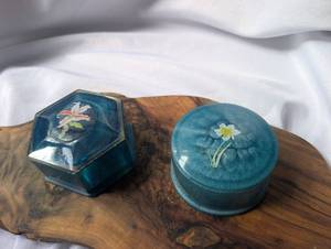 lot 3999 image: Handmade Teal Decorative Resin Boxes with Floral Inlay - 2 ct