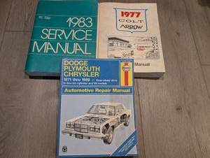 lot 4553 image: Lot of 4 Automotive Service Manuals Dodge Plymouth Chrysler Colt Arrow Ram 1971-1989