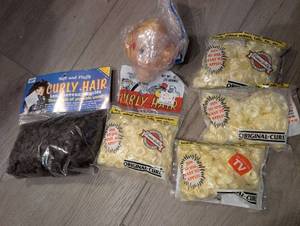 lot 5002 image: Curly Hair Doll Hair and Original Curl Synthetic Hair Lot