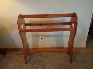 lot 935 image: Another Oak Quilt Rack.  Located in basement. 33 x 32 x 12