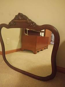 lot 959 image: Chittenden and Eastman Co. Decorative Wall Mirror.  26 x 26.   Located in basement