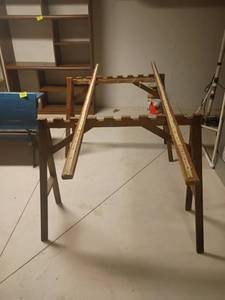 lot 975 image: Quilting Rack.  Bottom Racks 33 x 38.   Sticks 8ft 1in long