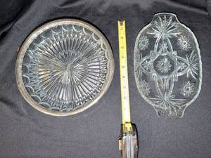 lot 1012 image: Vintage Leonard Italy and Anchor Hocking Serving Dishes Lot 2 Pieces Round Oval Starburst