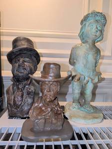lot 1024 image: Lot of 3 Figurine Busts and Statues. Largest stands 19in tall