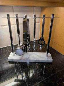 lot 1103 image: Bar tools set on marble base