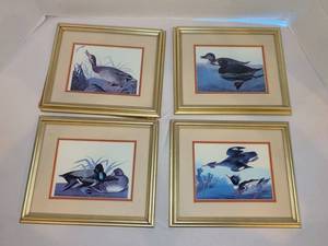 lot 1203 image: Set of 4 9x11 inch Framed Waterfowl Prints with Gold Frames and Matting