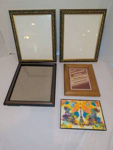 lot 1210 image: Picture Frames 8x10s, 5x7 and more