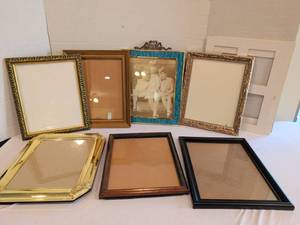 lot 1211 image: Picture Frames 8x10 in various finishes