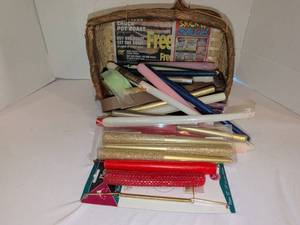 lot 1220 image: Lot of taper candles