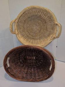 lot 1247 image: Woven Baskets with Handles 2-Piece Set Natural and Dark Brown. Largest is 17x17