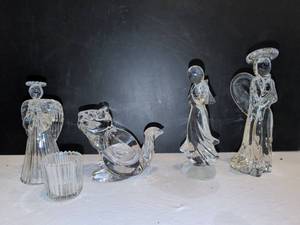 lot 1251 image: Glass Figurine Lot 5 candle holder Decorative Collectibles