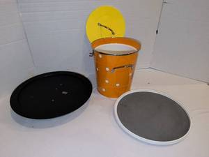 lot 1254 image: 2 11in lazy Susans and Aloha ice bucket