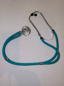 lot 1283 image: Stethoscope Teal Tubing