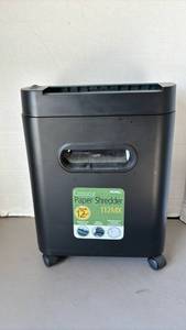 lot 1305 image: Royal Crosscut Paper Shredder 112MX 12-Sheet