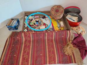 lot 1341 image: Craft Supplies Lot Embroidery Hoops Thread Yarn Sewing Notions