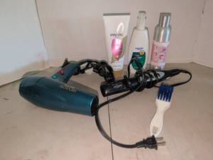 lot 1352 image: Remington 1875 Hair Styling Lot with Pantene Conditioner Equate Detangler Spray Rose Body Mist