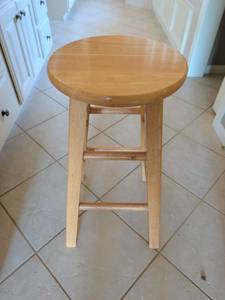 lot 1363 image: Round Wood Bar Stool 2ftx16in