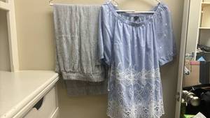 lot 1437 image: Pants (12-14) and Blouse -X