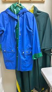 lot 1441 image: Stearns Rainwear Jacket and Poncho Lot 2 pieces