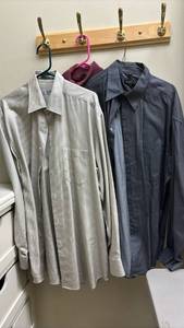 lot 1465 image: Maroon turtleneck and two button down shirts - XL