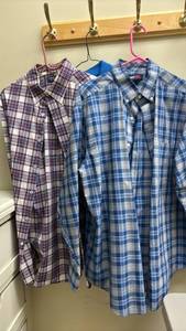 lot 1469 image: Two mens Button-Up Shirts and a polo L