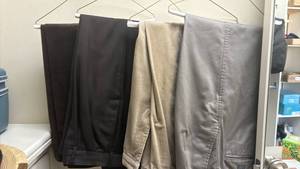 lot 1472 image: Mens pants.  Sizes range 38 to 42