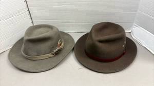 lot 1481 image: Two Hats  Extra large