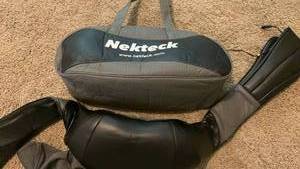 lot 1523 image: Nectech body massager and tote bag