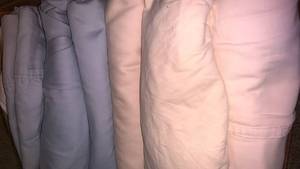 lot 1536 image: Miscellaneous sheets and pillowcases