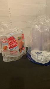 lot 1630 image: Lots of plastic cups