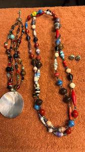 lot 1708 image: Necklaces and pair of earrings