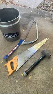 lot 3002 image: Hand Tools Saw Hammer pry bar and Bucket