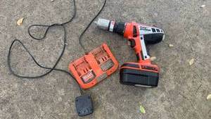 lot 3010 image: Black & Decker Fire storm cordless drill with battery and charger