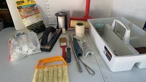 lot 3019 image: Painting, accessories and more