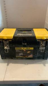 lot 3109 image: Stanley 19 inch 48cm Tool Box