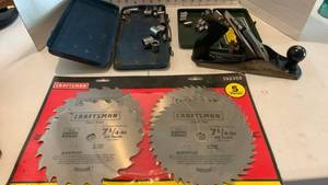 lot 3129 image: Craftsman saw blades, Stanley wood, planer tool, and miscellaneous sockets