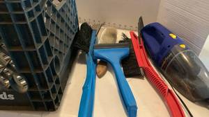 lot 3130 image: Car accessories, snow brush, window squigee, Vacuum and crate