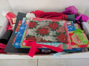 lot 3226 image: Holiday Gift Tags and Seasonal Wrapping Paper Lot