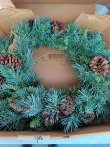 lot 3240 image: Evergreen Wreath with Pinecones 17in