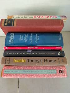 lot 3300 image: Lot of Books Better Homes & Gardens Baby Book, Charles Dickens, Istanbul 1994, Inside Todays Home, and Others