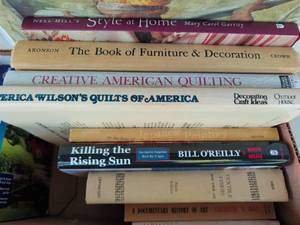 lot 3324 image: Lot of Books Style at Home, Furniture & Decoration, Quilting, OReilly, Japanese Painting, Art History, Travel Guide