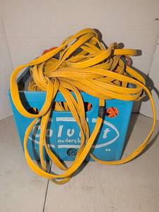 lot 3411 image: Extension Cords timer and plastic milk crate
