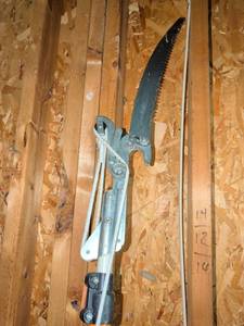 lot 3616 image: Fiskars Extendable Pole Saw with Pruning Blade