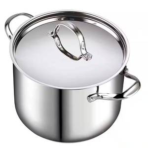 lot 3167 image: Classic 12 qt. Stainless Steel Stock Pot with Lid