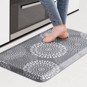 lot 5427 image: Kitchen Mat Water-Resistant Kitchen Rugs Cushioned Anti-Fatigue Floor Mat 27 x 17