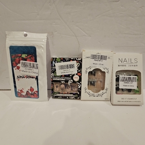 lot 628 image: Lot of 4, 3 Packs ofHalloween Press on Nails and 1 Halloween Nail Stamping Plate Nightmare Before Christmas Nails Stamping Kit The Day of Dead Ghost Holiday Nail Stamping Plate Nail Stamper