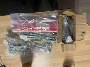lot 60 image: LOT OF ASSORTED DIRTBIKE SPOKES