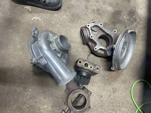 lot 107 image: 1999-2003 7.3L TurboChargers & Parts