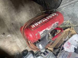 lot 119 image: Craftsman Air Compressor with Hose  NEEDS WORK-MISSING PIPE FROM PUMP TO TANK & NEEDS FITTING REPLACED