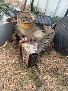 lot 141 image: 2004 Silverado 5.3L Engine Core